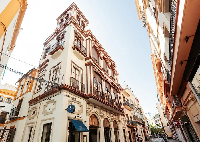 Monkeys Apartments Cervantes